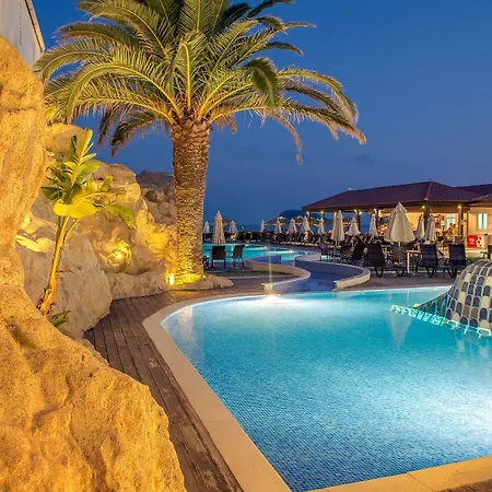 Galaxy Bw Premier Collection Hotel 5*