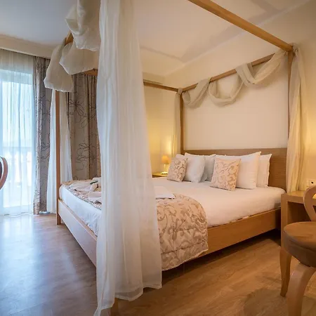 فندق Galaxy Bw Premier Collection 5*